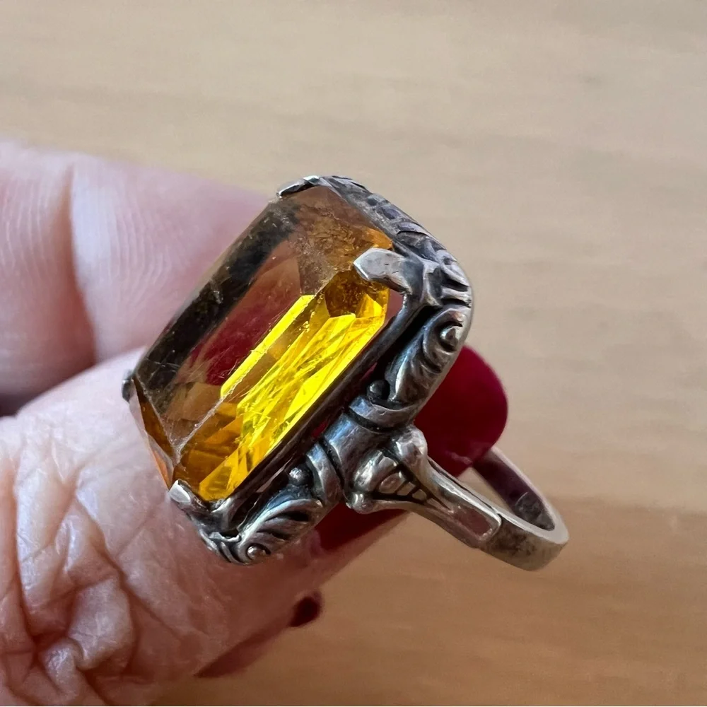 ANTIQUE 800 STERLING YELLOW PASTE STONE RING